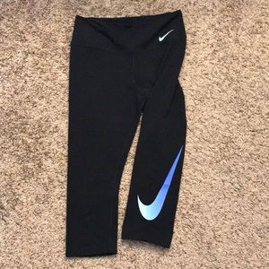 OMBRÉ swoosh crop leggings